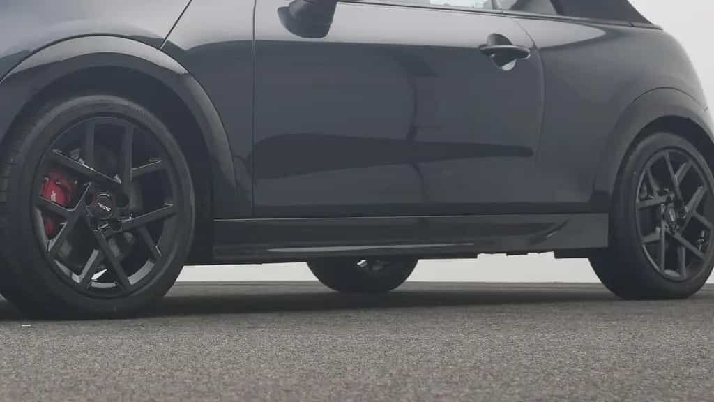 MINI John Cooper Works Cabrio 07/2025-photo-21