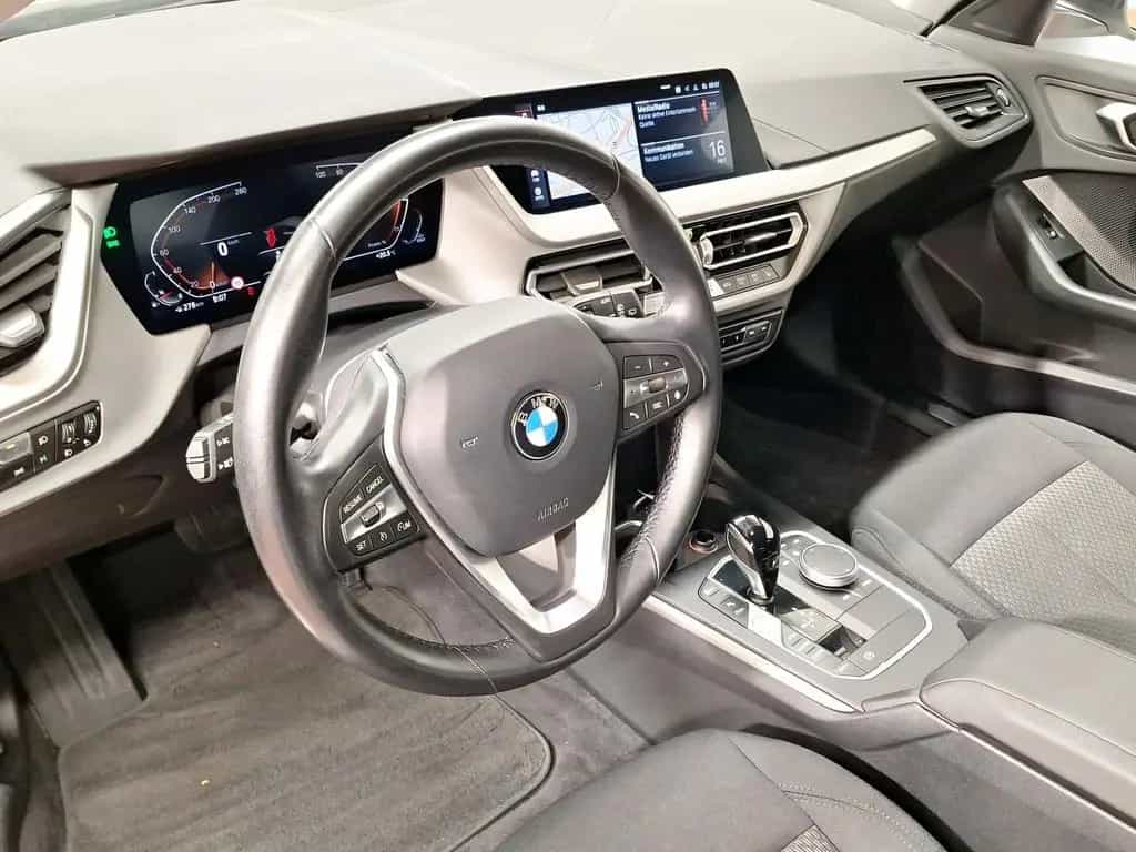 BMW 1 Series 118i LiveCockpitProf PDC Driv.Assist LED 11/2021-photo-3