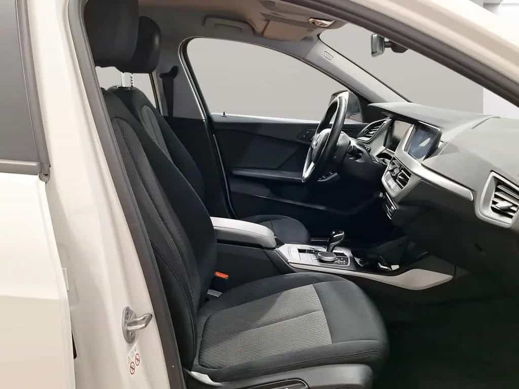 BMW 1 Series 118i LiveCockpitProf PDC Driv.Assist LED 11/2021-photo-4