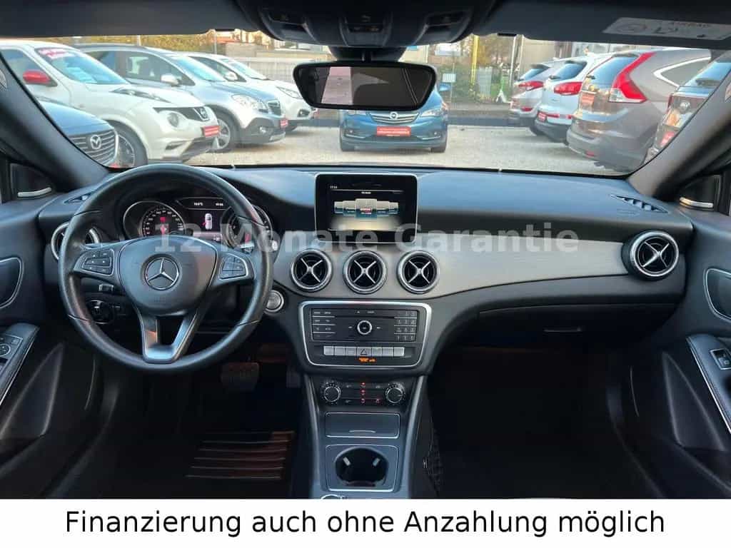 Mercedes-Benz CLA-Class CLA 220 Shooting Brake 4Matic Urban 07/2017-photo-16