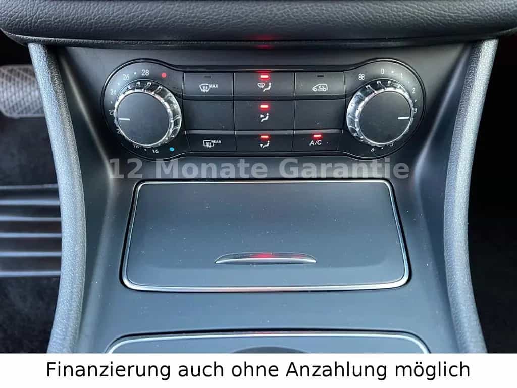 Mercedes-Benz CLA-Class CLA 220 Shooting Brake 4Matic Urban 07/2017-photo-24