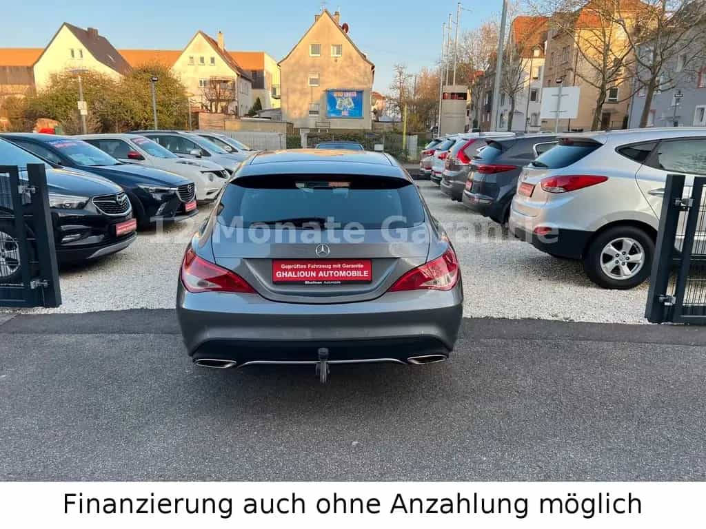 Mercedes-Benz CLA-Class CLA 220 Shooting Brake 4Matic Urban 07/2017-photo-3