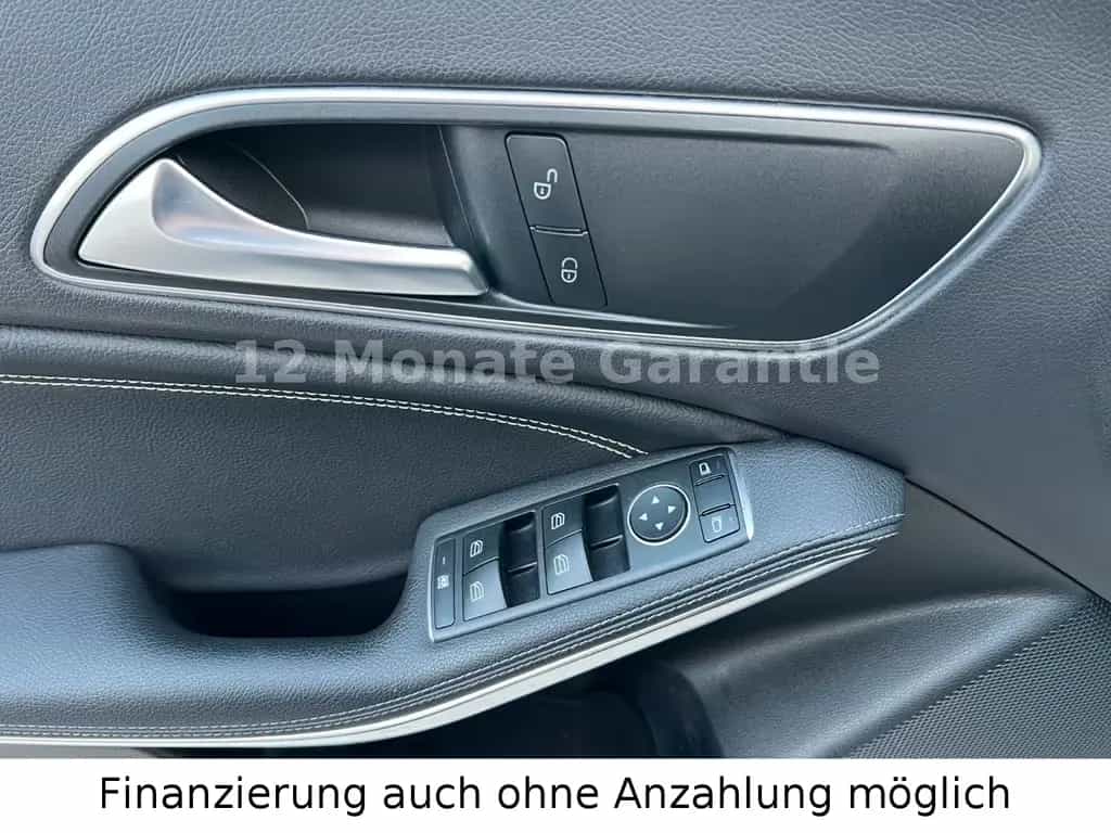 Mercedes-Benz CLA-Class CLA 220 Shooting Brake 4Matic Urban 07/2017-photo-32