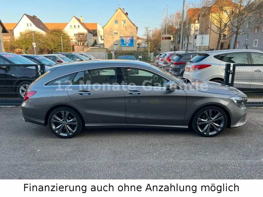 Mercedes-Benz CLA-Class CLA 220 Shooting Brake 4Matic Urban 07/2017-photo-5