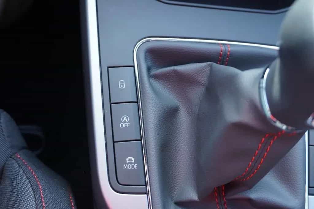 Seat Arona 1.0 TSI FR AAC LED Navi VC SHZ Temp Alu 01/2021-photo-17