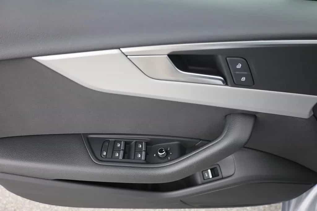 Audi A4 Avant 35 TDI Bi-Xenon Navi Sitzheizung 06/2019-photo-21