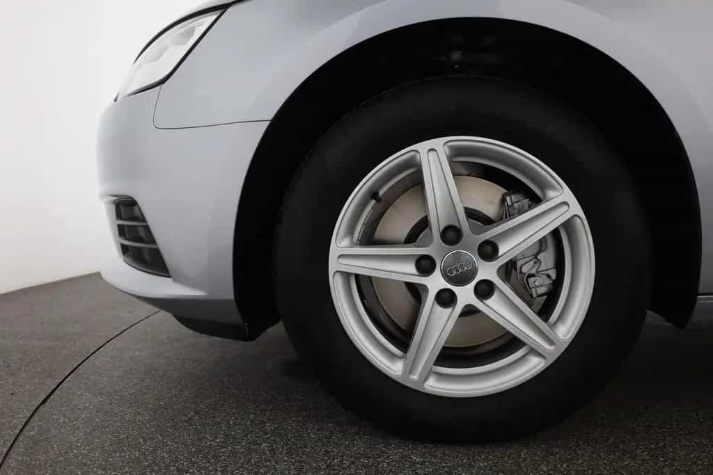 Audi A4 Avant 35 TDI Bi-Xenon Navi Sitzheizung 06/2019-photo-29