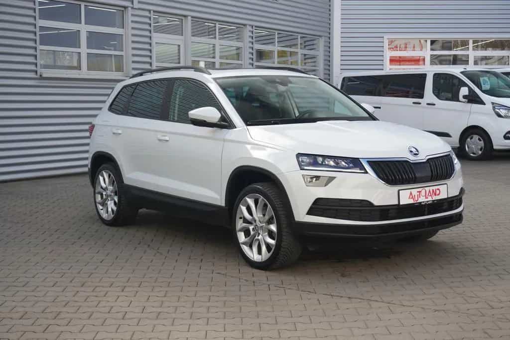 Skoda Karoq 1.5 16V TSI Style AHK ACC Standheizung LED 04/2019-photo-3