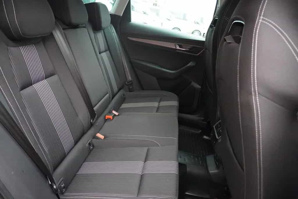Skoda Karoq 1.5 16V TSI Style AHK ACC Standheizung LED 04/2019-photo-32