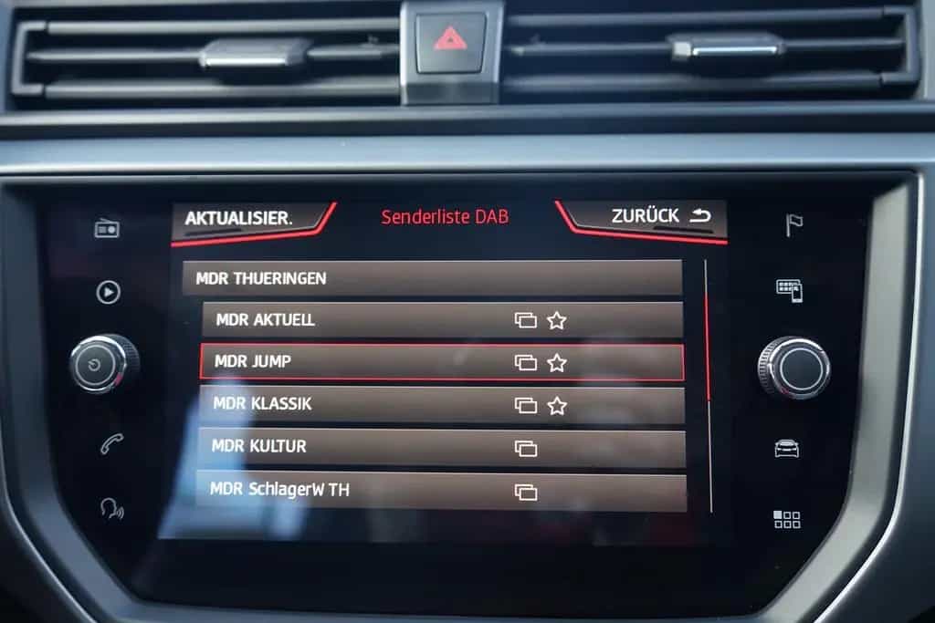 Seat Ibiza 1.0 TSI Style Navi LED Sitzheizung Klima 07/2017-photo-13