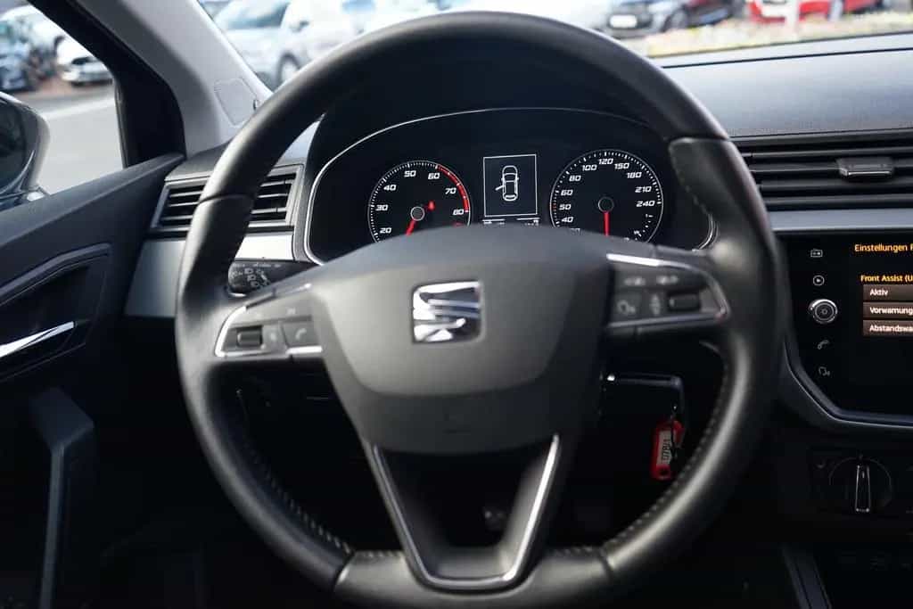 Seat Ibiza 1.0 TSI Style Navi LED Sitzheizung Klima 07/2017-photo-21