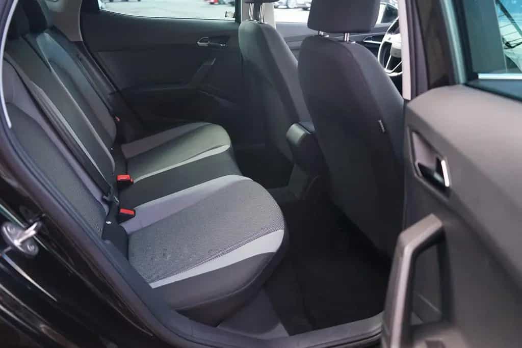 Seat Ibiza 1.0 TSI Style Navi LED Sitzheizung Klima 07/2017-photo-32