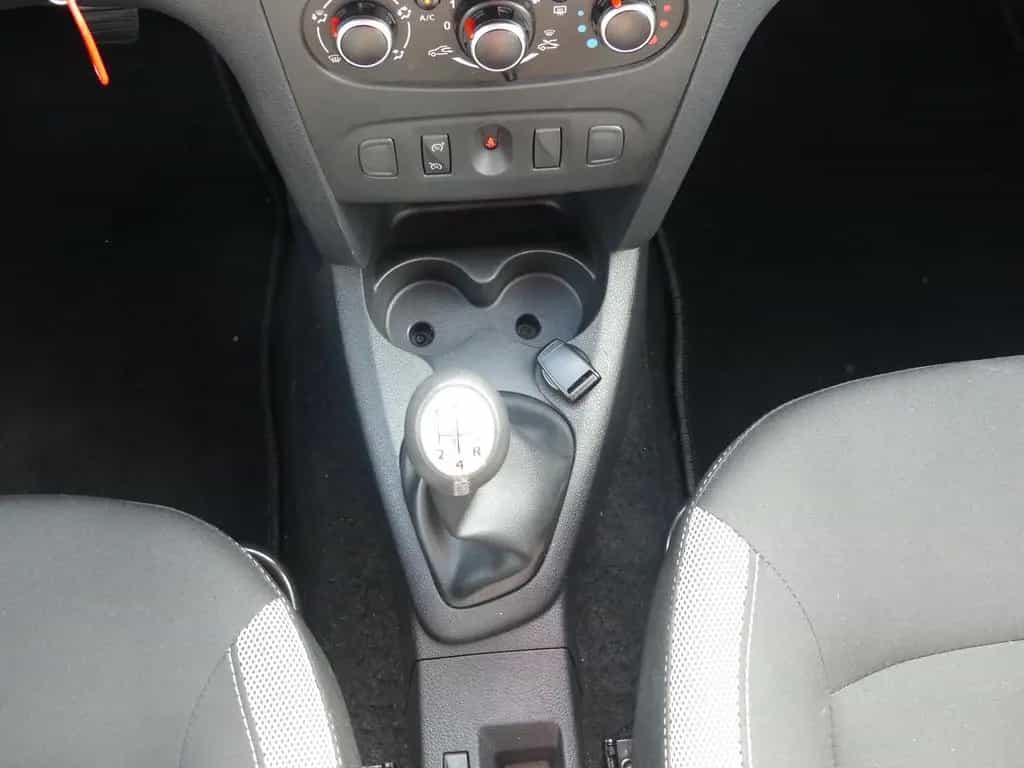 Dacia Sandero Stepway II 1.0 TCE Prestige Navi PDC USB 09/2020-photo-15
