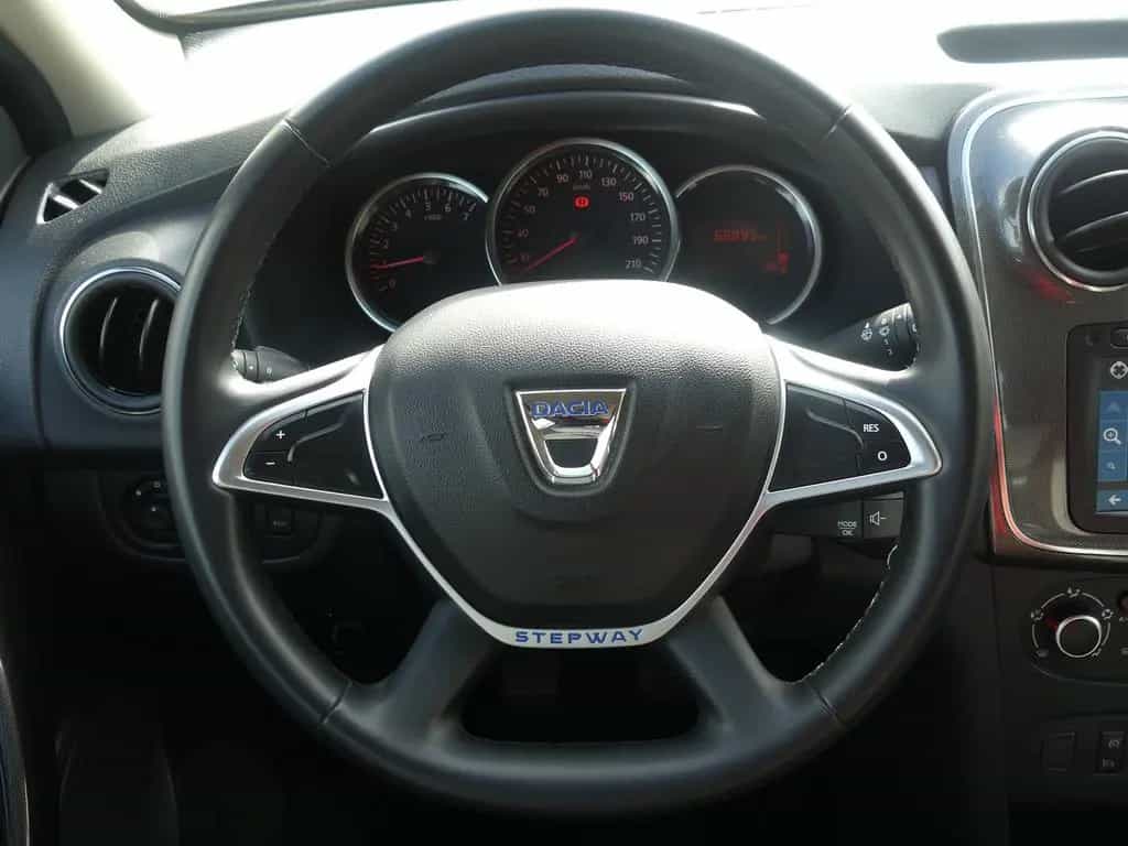 Dacia Sandero Stepway II 1.0 TCE Prestige Navi PDC USB 09/2020-photo-16