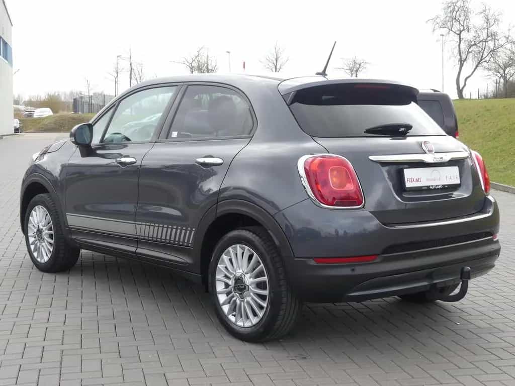 Fiat 500X 1.4 Lounge LED Navi AHK Sitzheizung DAB PDC 08/2018-photo-2