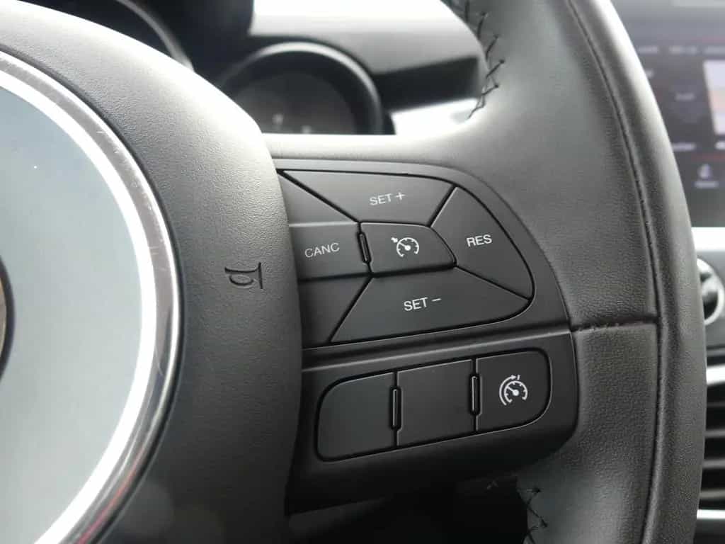 Fiat 500X 1.4 Lounge LED Navi AHK Sitzheizung DAB PDC 08/2018-photo-20