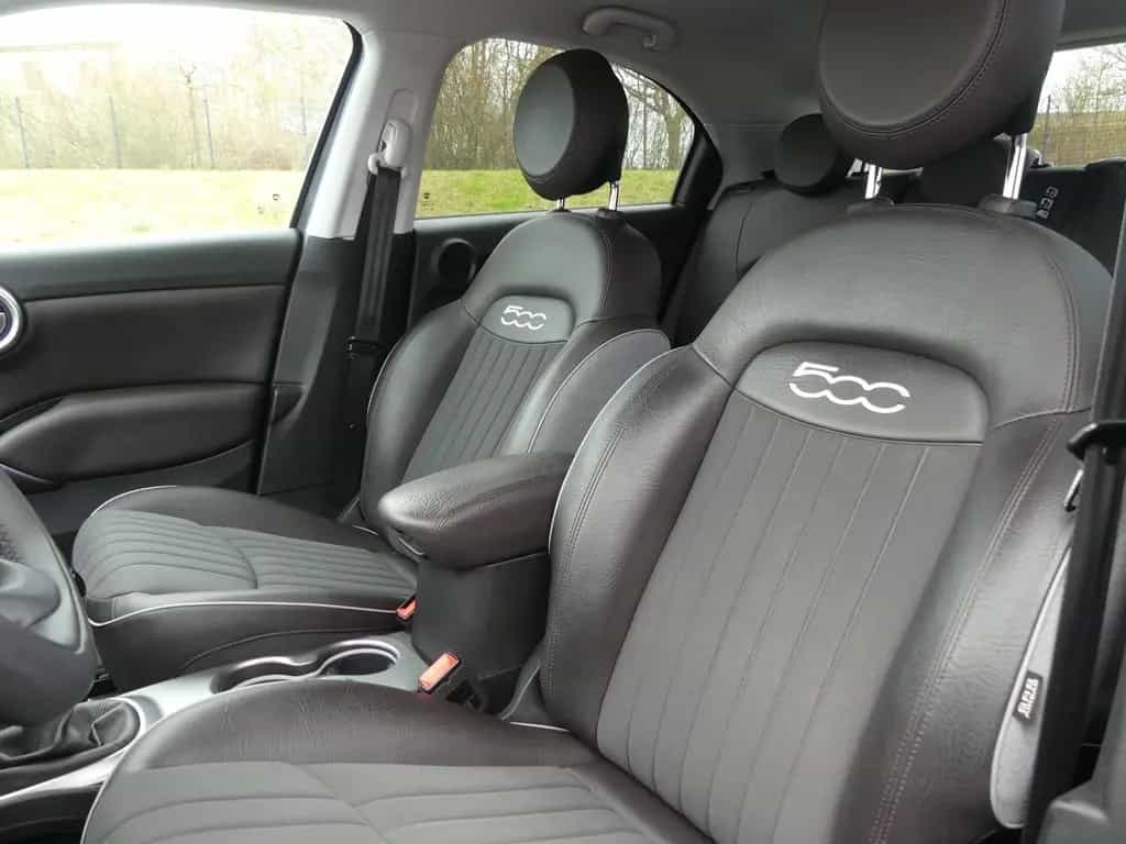 Fiat 500X 1.4 Lounge LED Navi AHK Sitzheizung DAB PDC 08/2018-photo-25