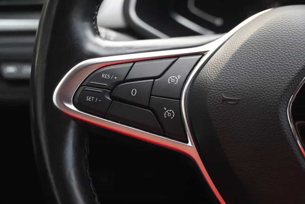 Renault Captur II 1.3 TCE M-Hybrid Klimaaut. LED Navi 04/2021-photo-18