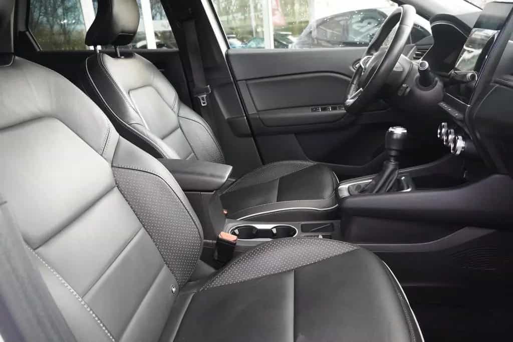 Renault Captur II 1.3 TCE M-Hybrid Klimaaut. LED Navi 04/2021-photo-26