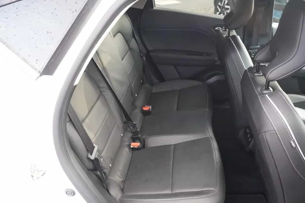 Renault Captur II 1.3 TCE M-Hybrid Klimaaut. LED Navi 04/2021-photo-27