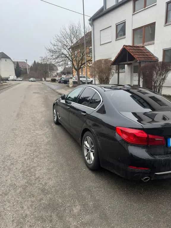 BMW 5 Series 520d Luxury Line 10/2018-photo-0