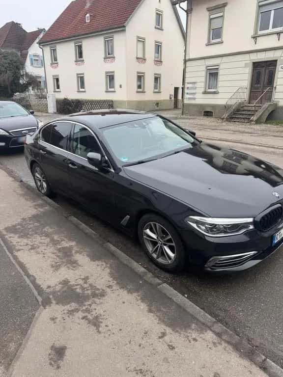 BMW 5 Series 520d Luxury Line 10/2018-photo-1