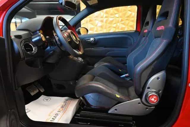 Abarth 695 695 TRIBUTO FERRARI N° 102 ROSSO CORSA DA 07/2010-photo-8