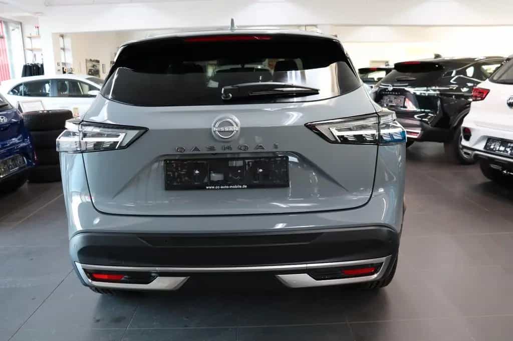 Nissan Qashqai 1.3 Tekna Pano Leder HUD 360° 19" SOFORT 03/2026-photo-4