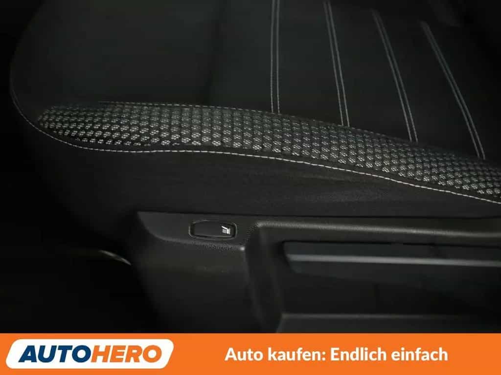 Dacia Duster 1.3 TCe Adventure *NAVI*TEMPO*PDC*SHZ*360 08/2019-photo-32