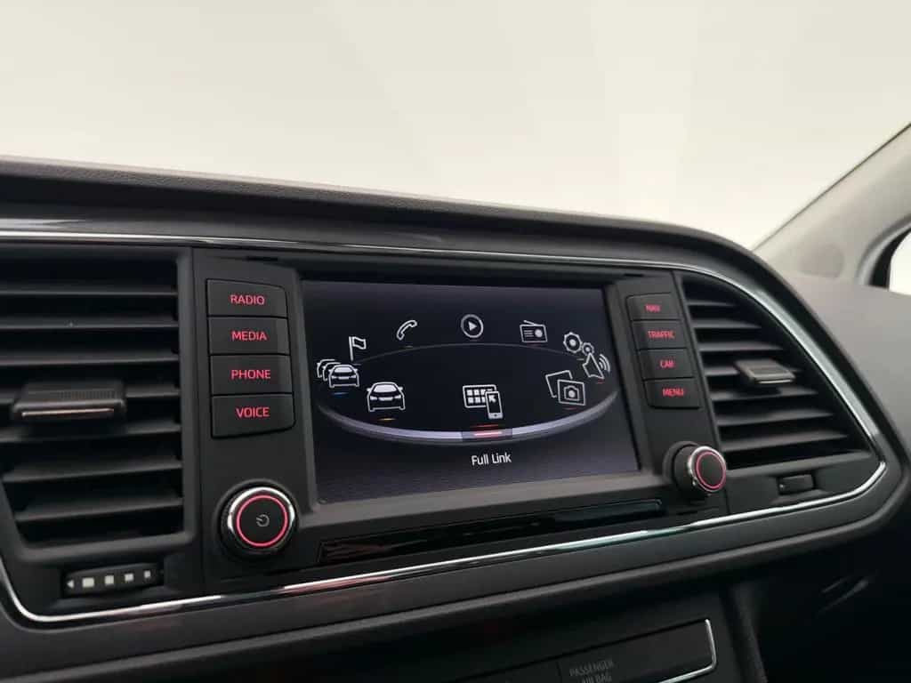 Seat Leon 1.4 TSI ST*FR LINE*LED-SP.FW-SHZ-PDC-TEMPO 11/2016-photo-34