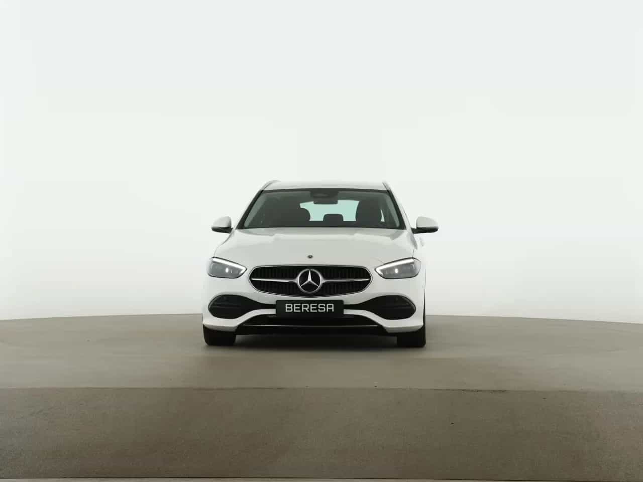 Mercedes-Benz C-Class 200 02/2023-photo-2
