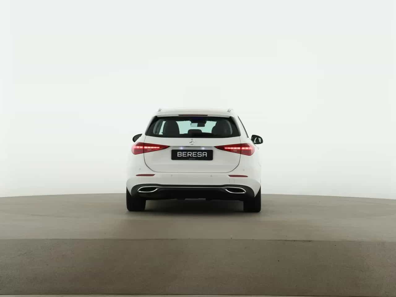 Mercedes-Benz C-Class 200 02/2023-photo-5