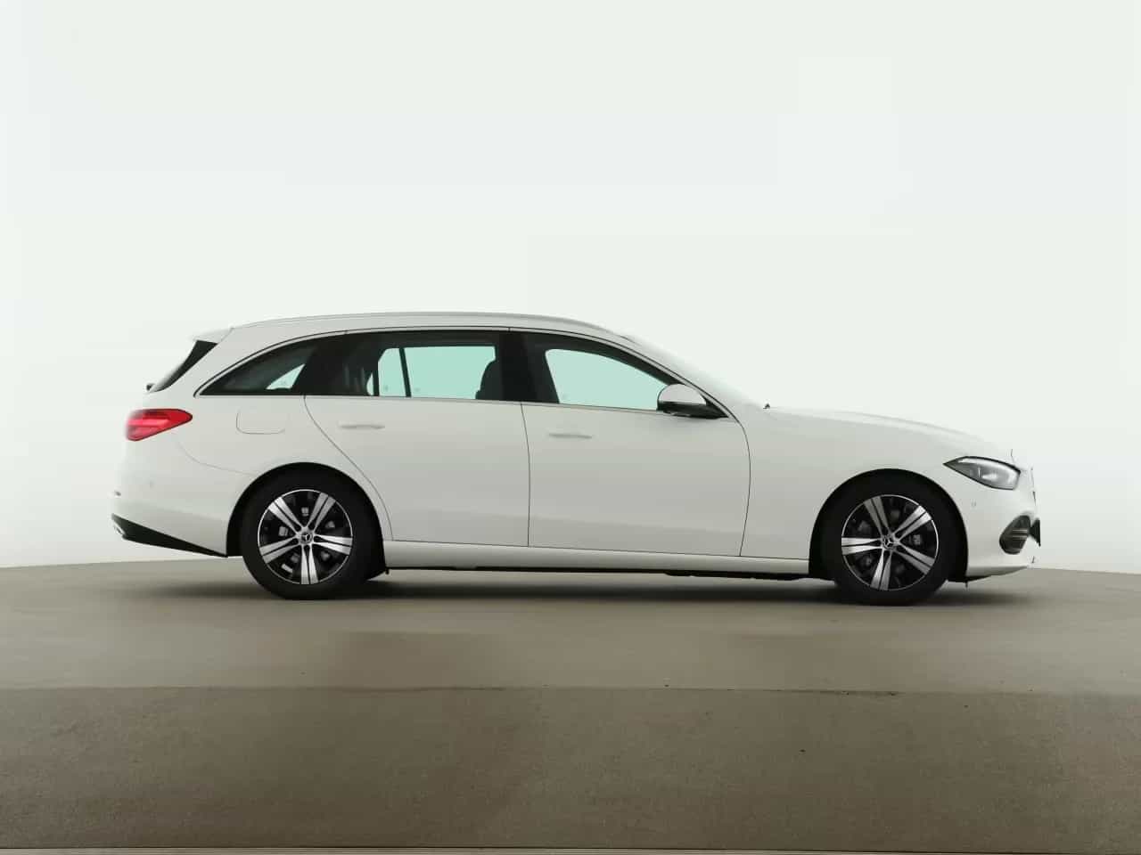 Mercedes-Benz C-Class 200 02/2023-photo-7