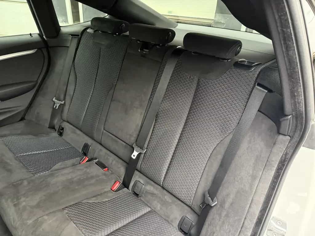 BMW 3 Series 335 Gran Turismo M-SportXenon Soundsystem 19" 09/2014-photo-13