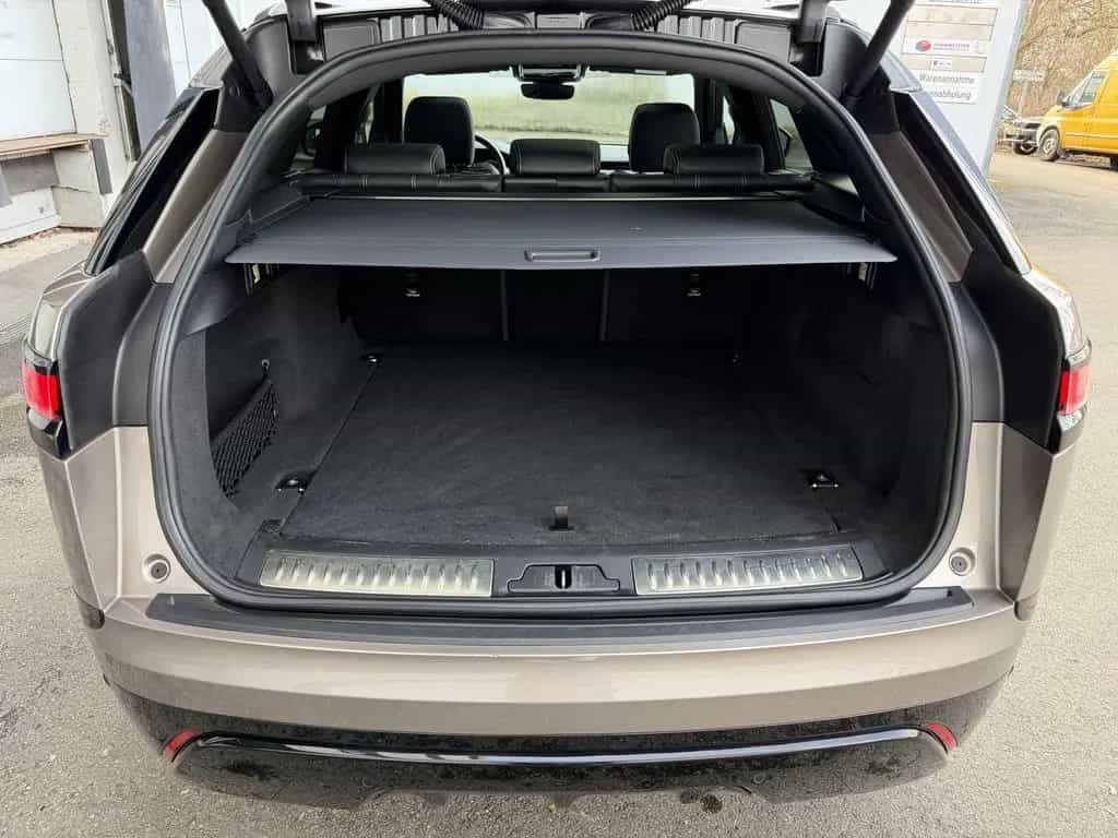 Land Rover Range Rover Rover Velar D200 R-Dynamic SE Black Pano 03/2023-photo-27