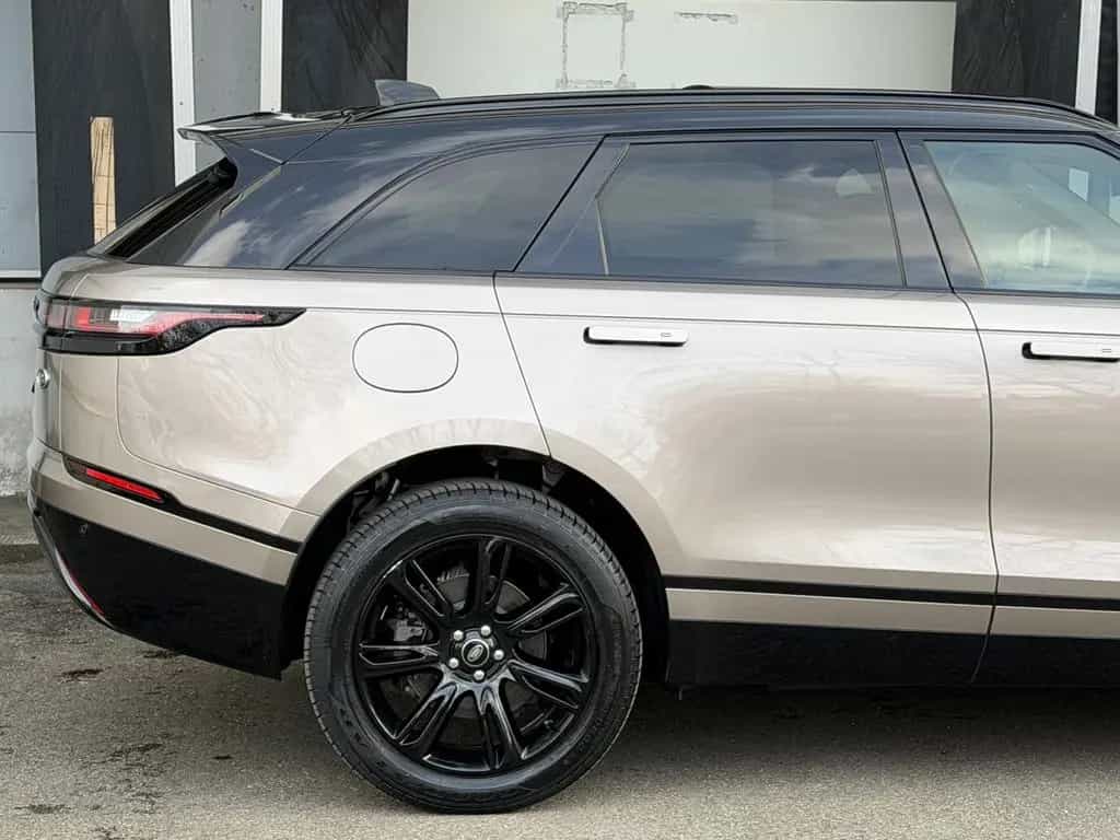 Land Rover Range Rover Rover Velar D200 R-Dynamic SE Black Pano 03/2023-photo-28