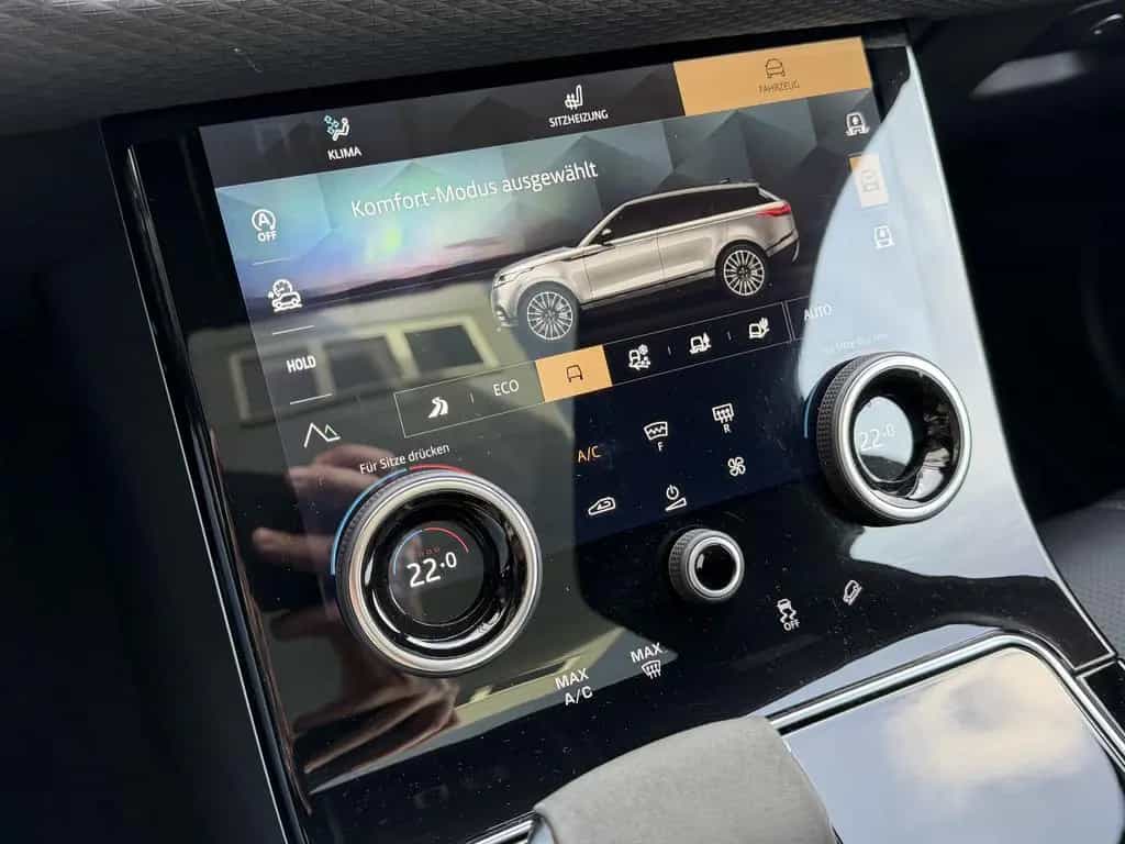 Land Rover Range Rover Rover Velar D200 R-Dynamic SE Black Pano 03/2023-photo-38