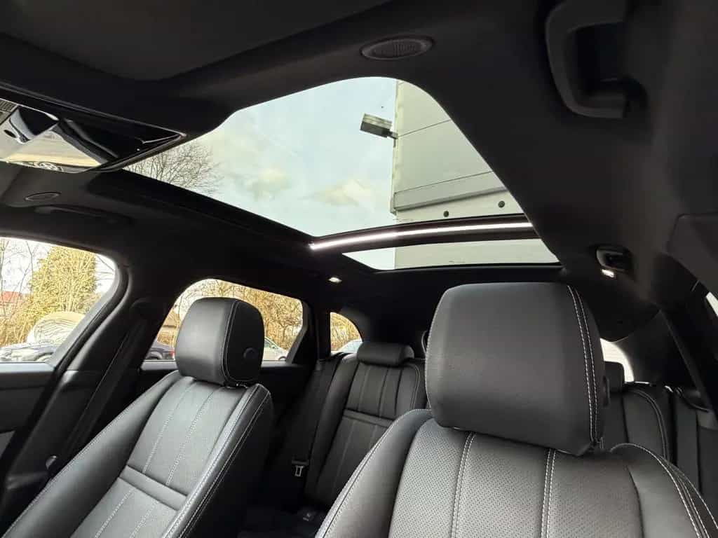 Land Rover Range Rover Rover Velar D200 R-Dynamic SE Black Pano 03/2023-photo-42