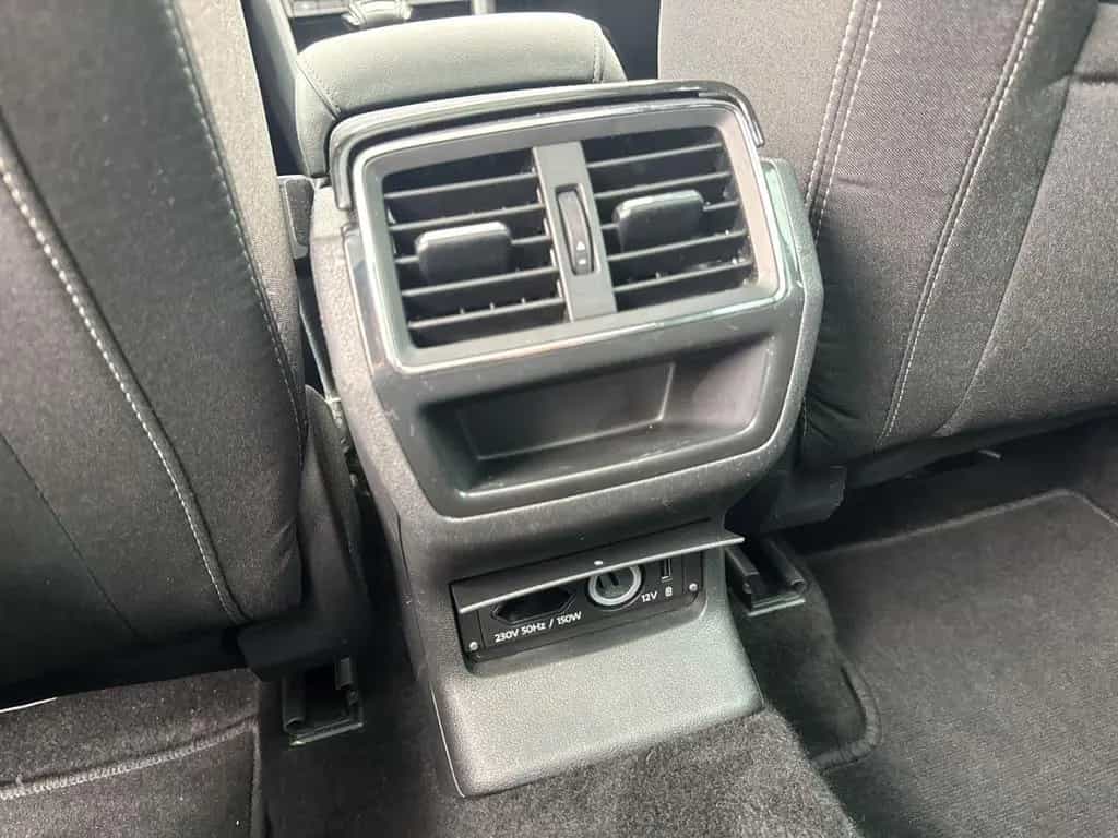 Skoda Karoq Sportline 1.5 TSI WR AHK Pano Navi Canton 12/2019-photo-30