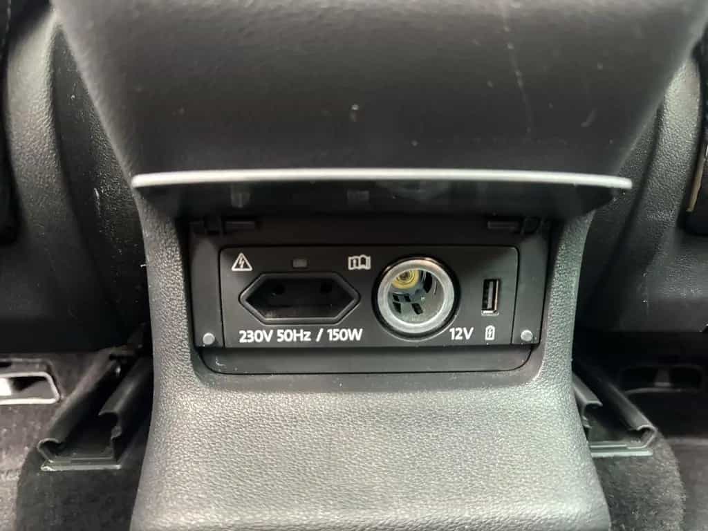Skoda Karoq Sportline 1.5 TSI WR AHK Pano Navi Canton 12/2019-photo-31