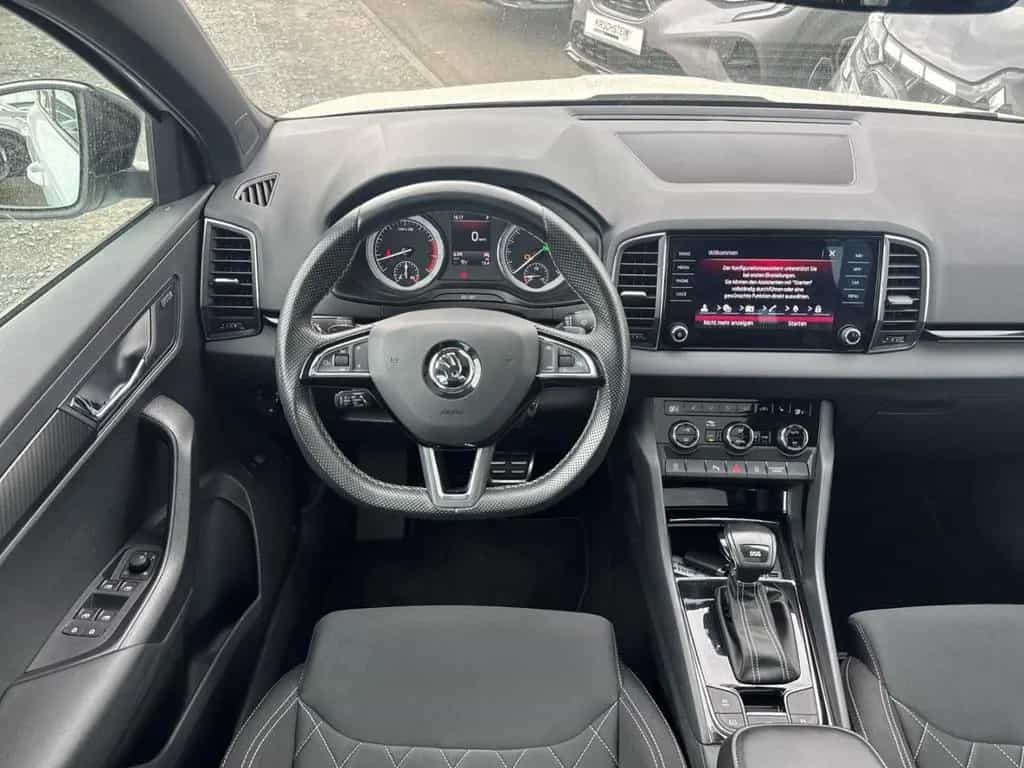Skoda Karoq Sportline 1.5 TSI WR AHK Pano Navi Canton 12/2019-photo-9