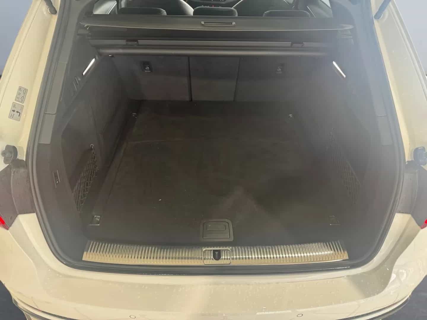 Audi A4 04/2019-photo-17