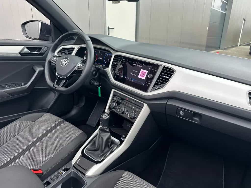 Volkswagen T-Roc 1,5 TSI Cabriolet Style 08/2020-photo-11