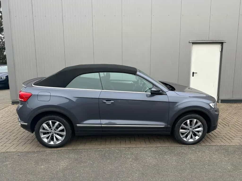 Volkswagen T-Roc 1,5 TSI Cabriolet Style 08/2020-photo-4