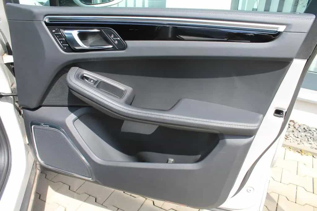 Porsche Macan S *NAVI*LED*360° *Chrono*Approved 12/26* 01/2021-photo-19