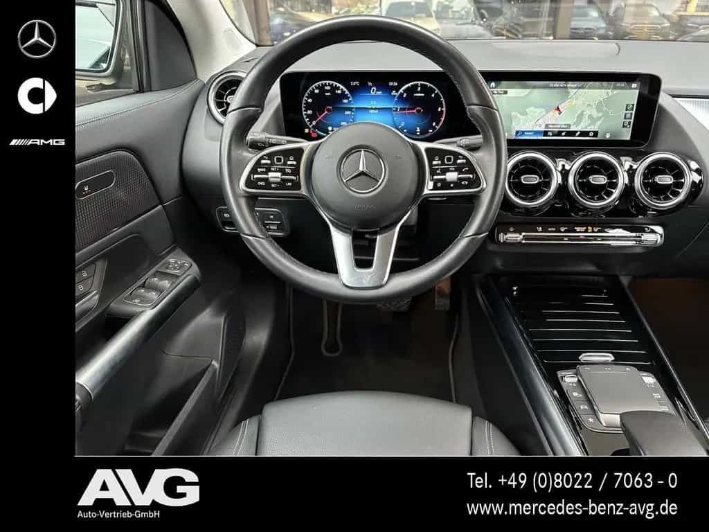 Mercedes-Benz GLA-Class d 4M NAVI-PLUS|RFK|MBEAM|NIGHT|19"|AHK 11/2022-photo-11