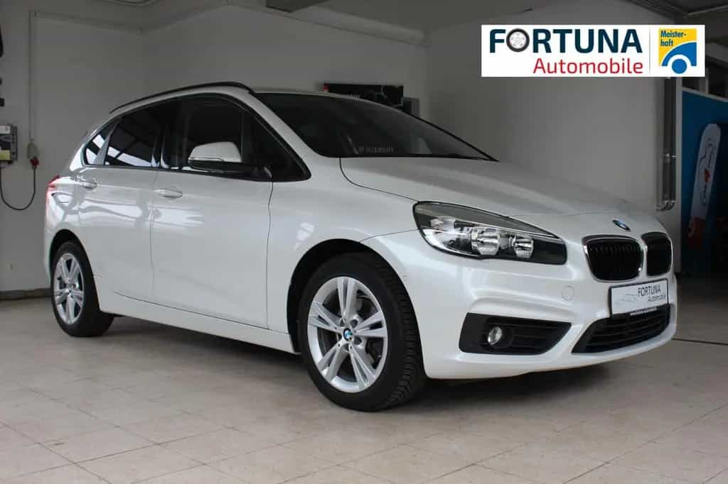 BMW 2 Series 218i Active Tourer Navi AHK abnehmbar 09/2016-photo-0