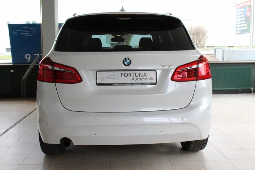 BMW 2 Series 218i Active Tourer Navi AHK abnehmbar 09/2016-photo-5