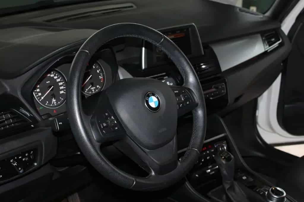 BMW 2 Series 218i Active Tourer Navi AHK abnehmbar 09/2016-photo-9