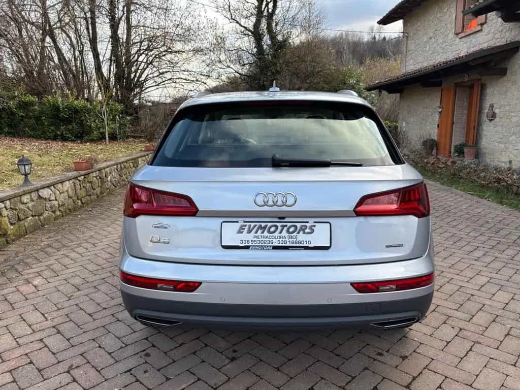 Audi Q5 40 TDI quattro S tronic Business 11/2019-photo-4